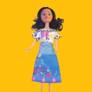 MUÑECA ENCANTO EN CAJA - Imagen 1