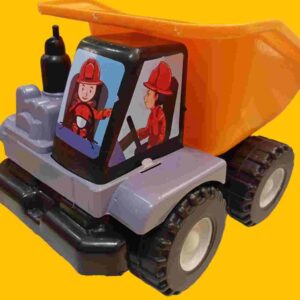 "SUPER GIGANTE" CAMION VOLCADOR CON BATEA - Image 1