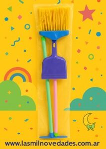 SET DE LIMPIEZA PLASTICO ESCOBA PALA Y SECADOR Wawi