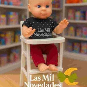 BEBE CON SILLITA DE COMER - Imagen 1