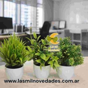 PLANTA ARTIFICIAL CON MACETA DECO 22 CM ALTO Aprox variedad de diseños y colores - Imagen 2