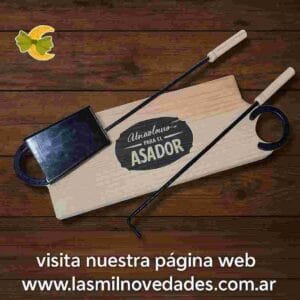 TABLA DE ASADO **CON PALA Y ATIZADOR**