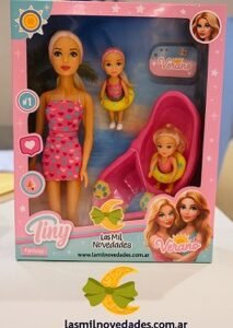 MUÑECA EN CAJA TINY "BAÑERA Y DOS MUÑEQUITAS"